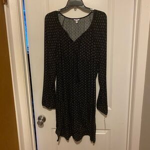 Elegant Black Patterned Dress